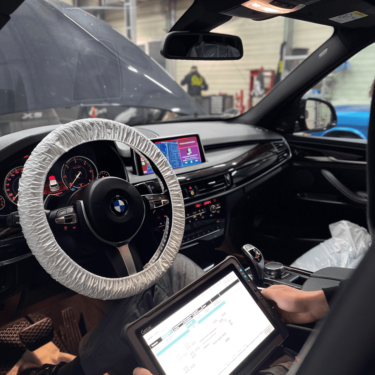 BMW X · діагностичний планшет