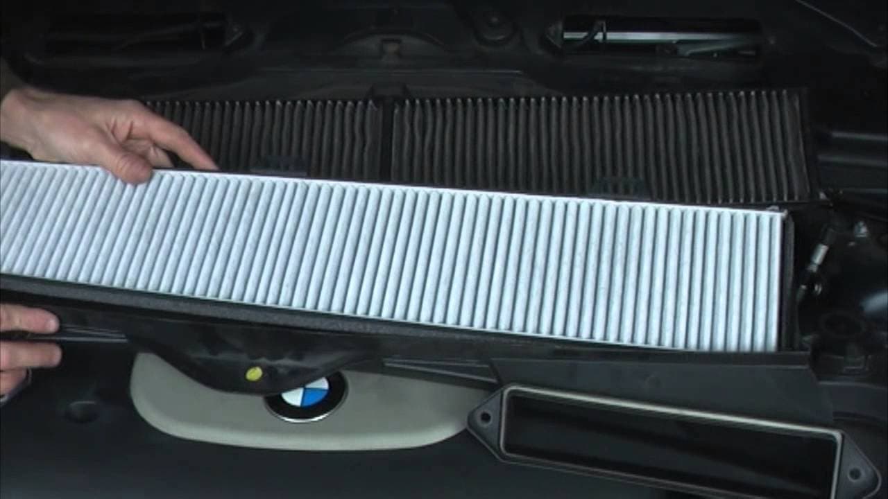 Заміна фільтра салону — DSC BMW Service